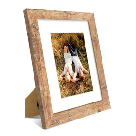 iRahmen real-glass frame protects photos from dust.