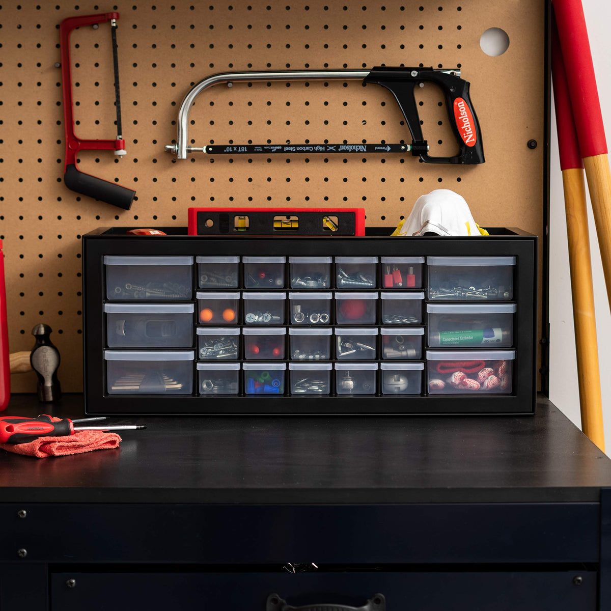 IRIS USA 26-drawer toolbox drawers closed for compact storage