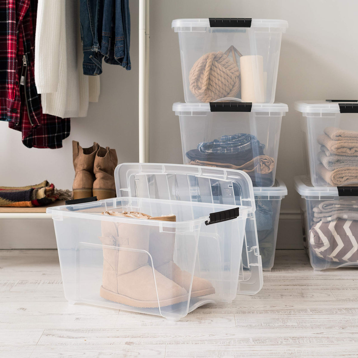 IRIS USA BPA-free plastic ensures safe storage of items