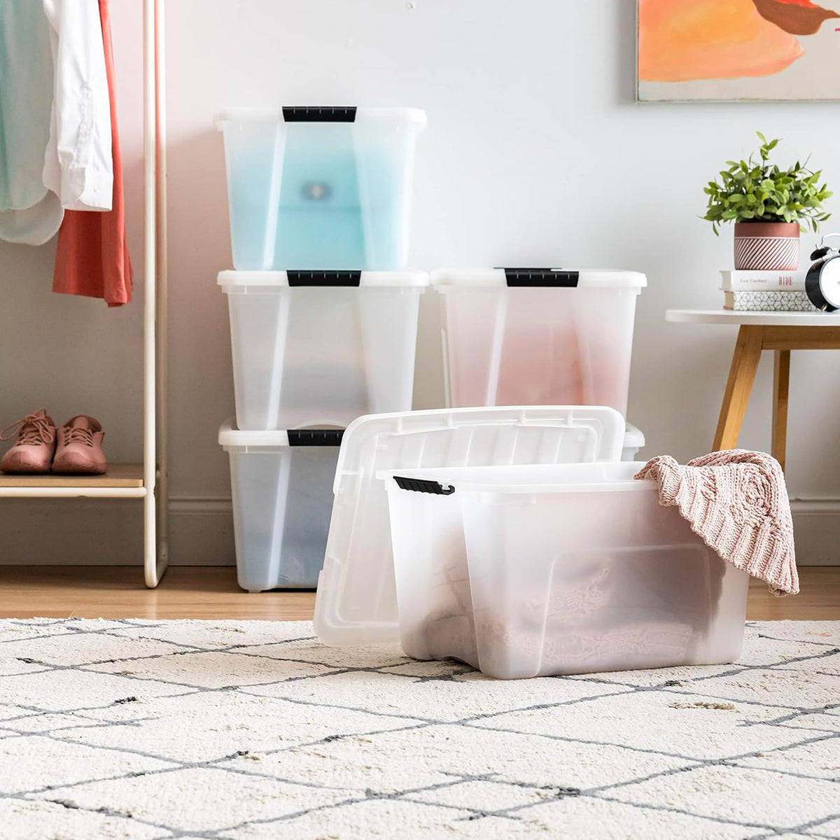 IRIS USA stackable bin lid with latch, back view shows secure stacking.