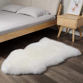 IRIWOOL natural materials, breathable and cozy area rug suitable for bedrooms.