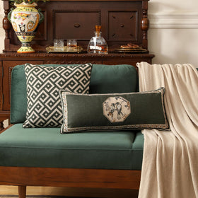 ISAENNE lumbar cover ideal for couches and beds in decor