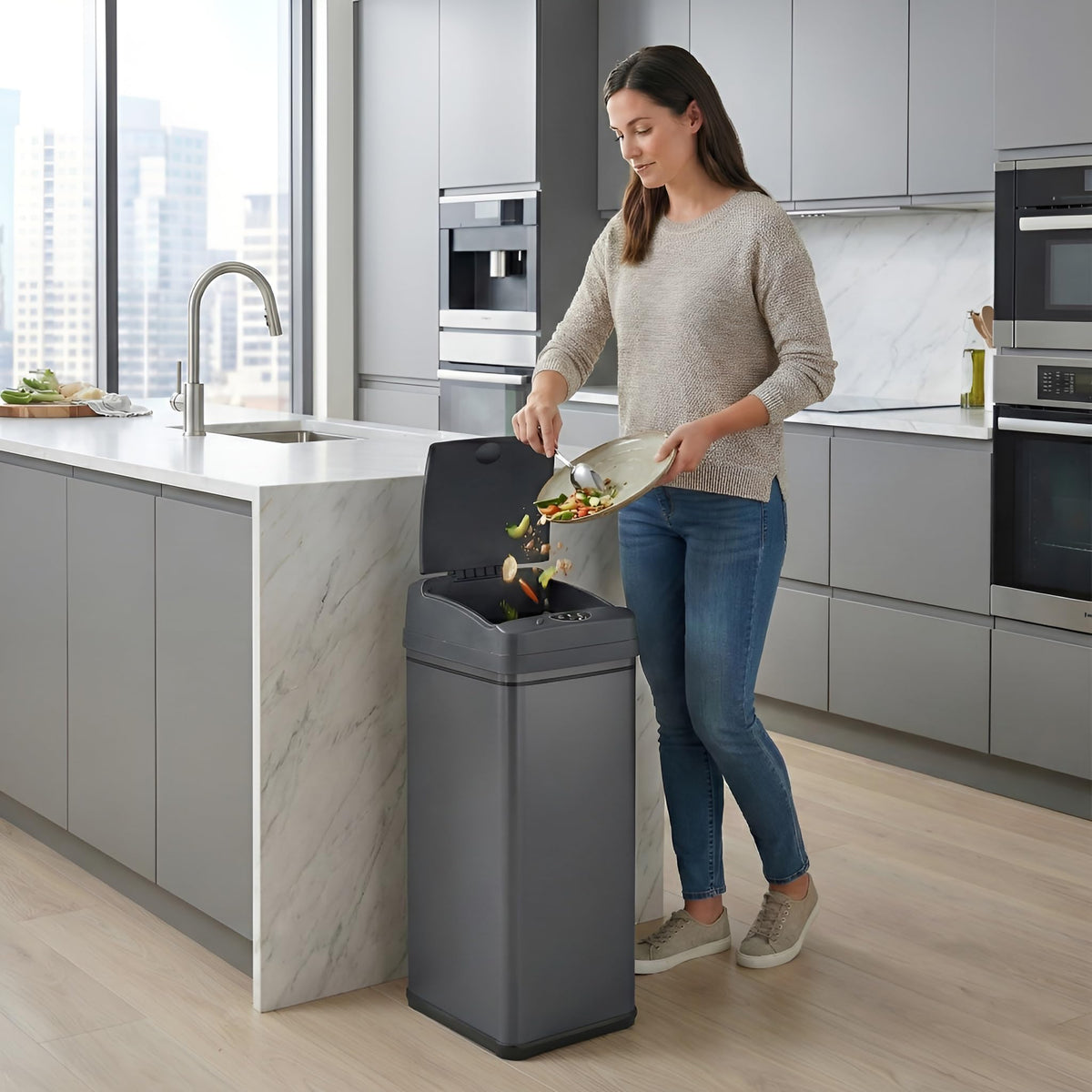 itouchless 50L 13-gallon smart bin sensor activation enables hands-free operation during cooking.