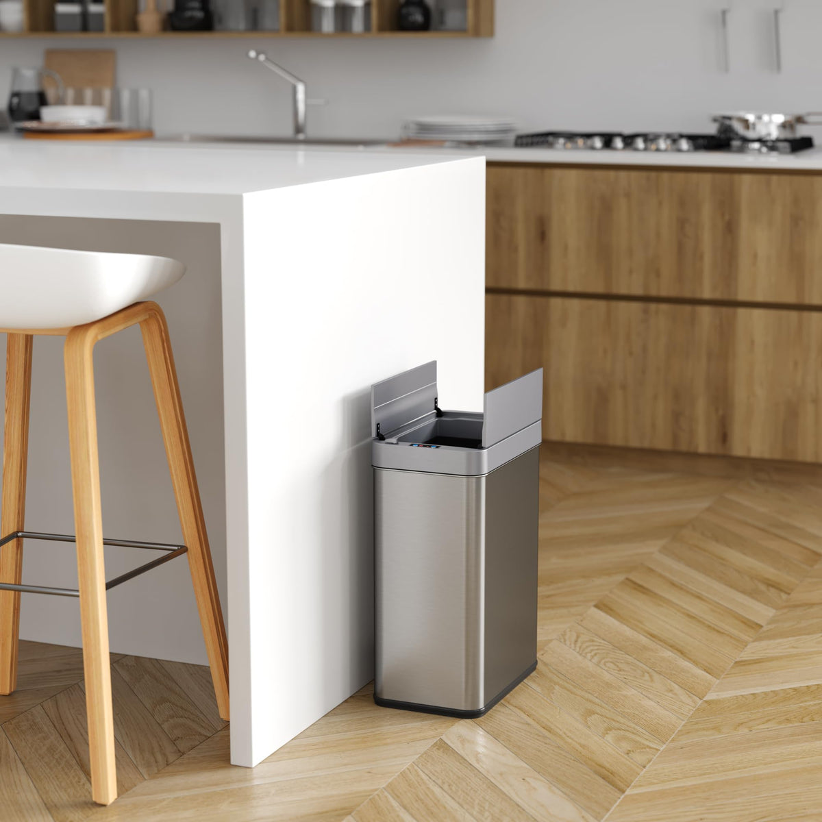 Itouchless stainless steel finish resists fingerprints for a clean, modern look.