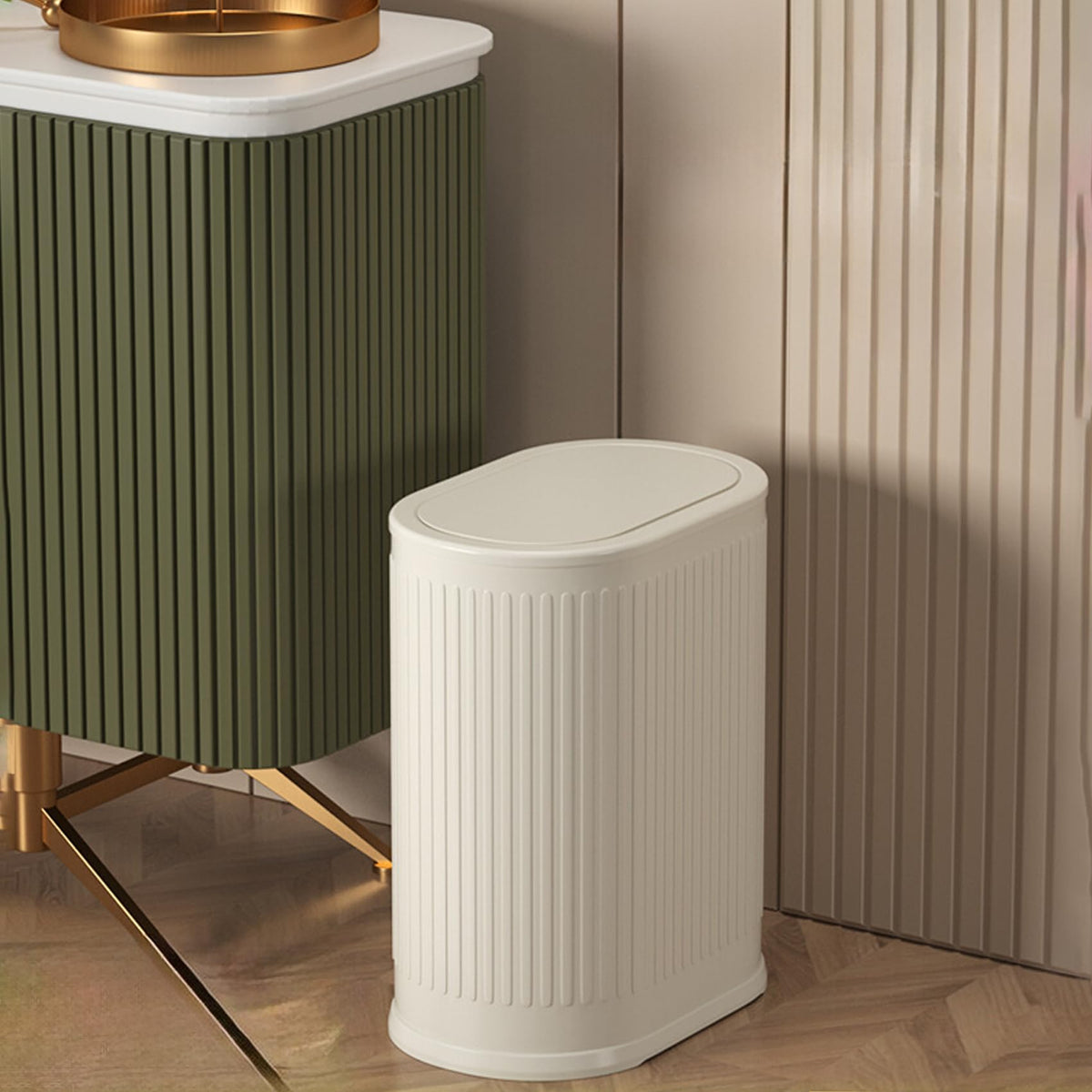 IVTUVTI 1.6-gallon trash can with lid fits tight spaces and keeps odors contained.