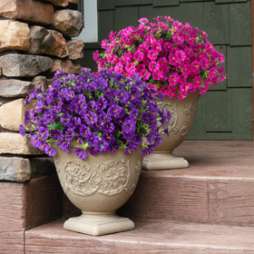 Ivydale wall or basket display features realistic faux blooms.