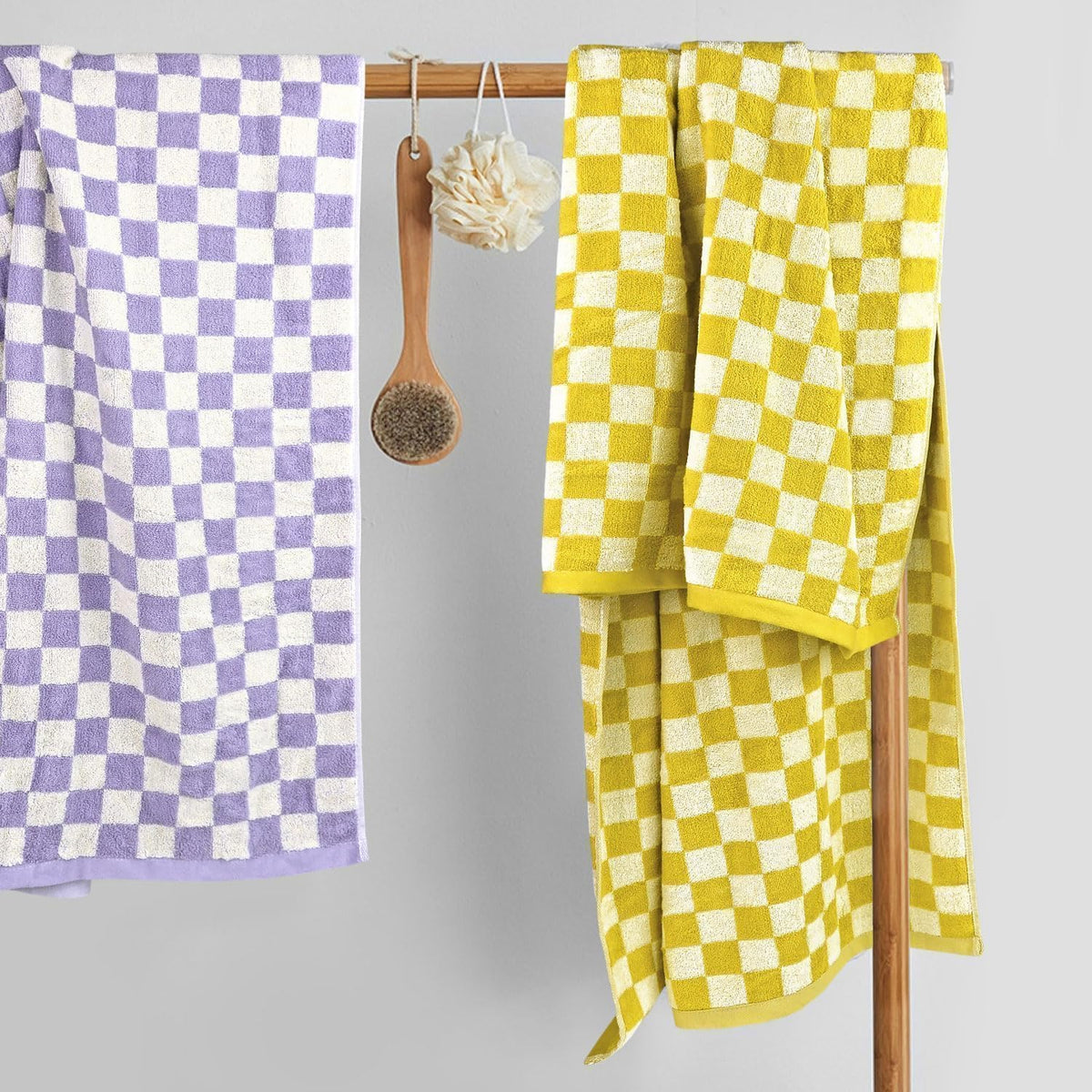 Jacquotha towel lilac detail adds stylish accent and moisture absorption