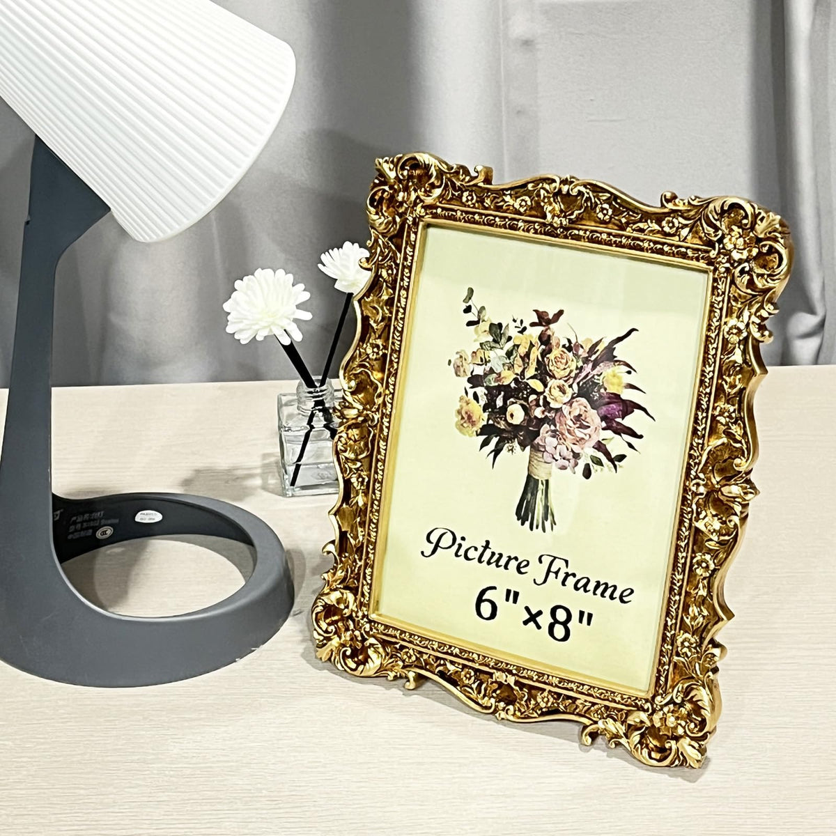 JANDERART gift-ready gold frame makes for a thoughtful memory keepsake.