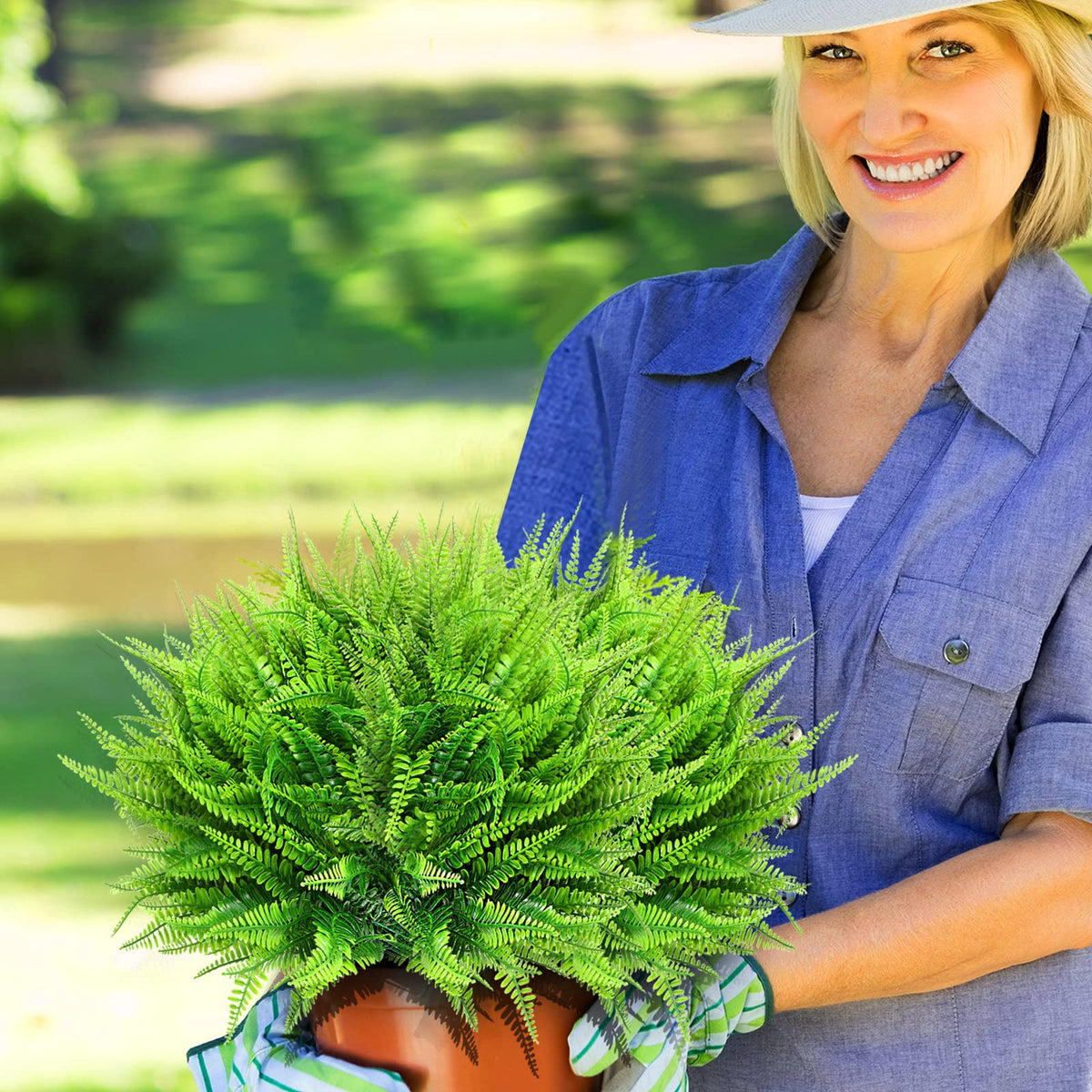 Janinka UV-resistant leaves stay vibrant across seasons.