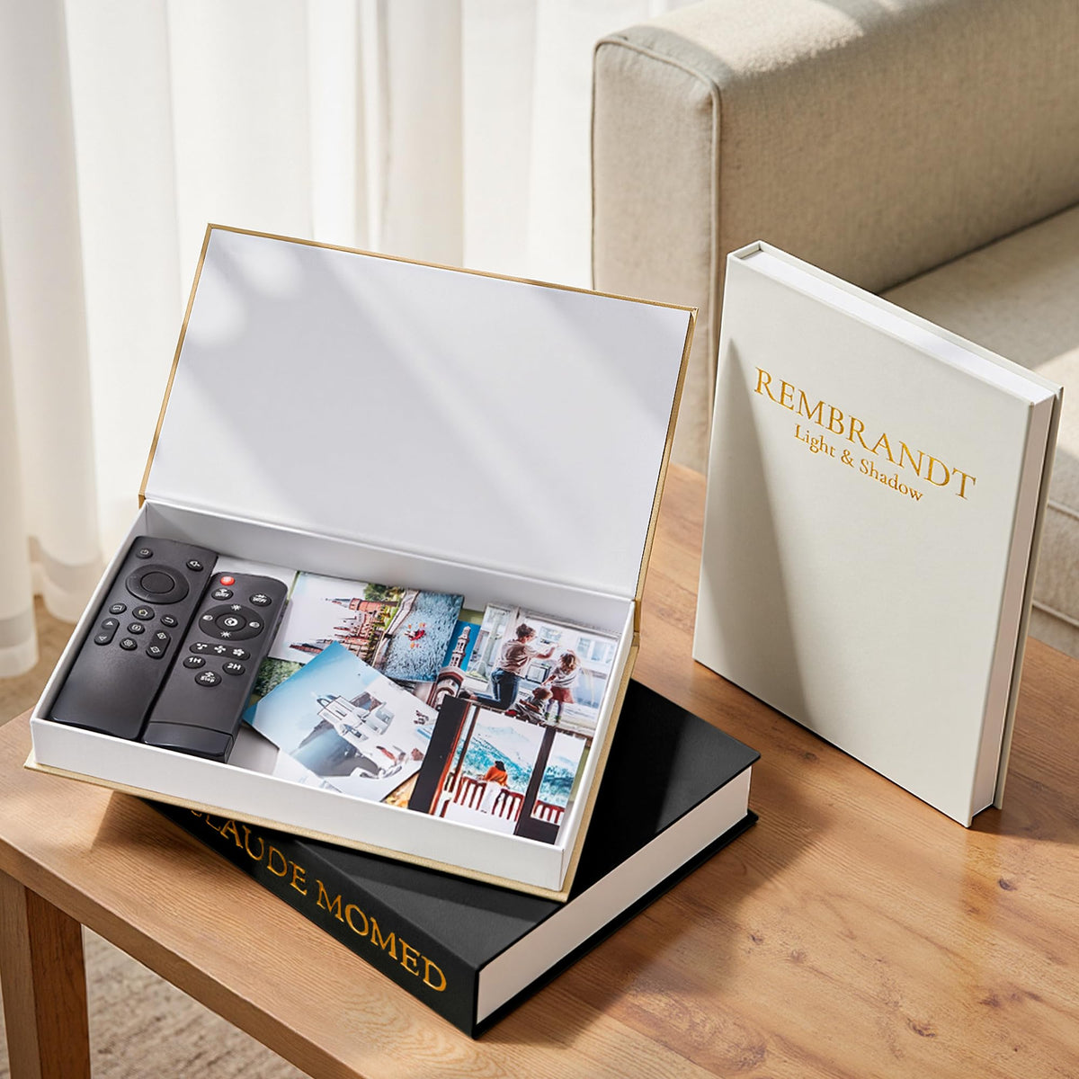 Three distinct sizes allow versatile display and layering with JARLINK set