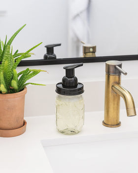 Jarmazing diy foaming soap mix enables customizable hand wash options.