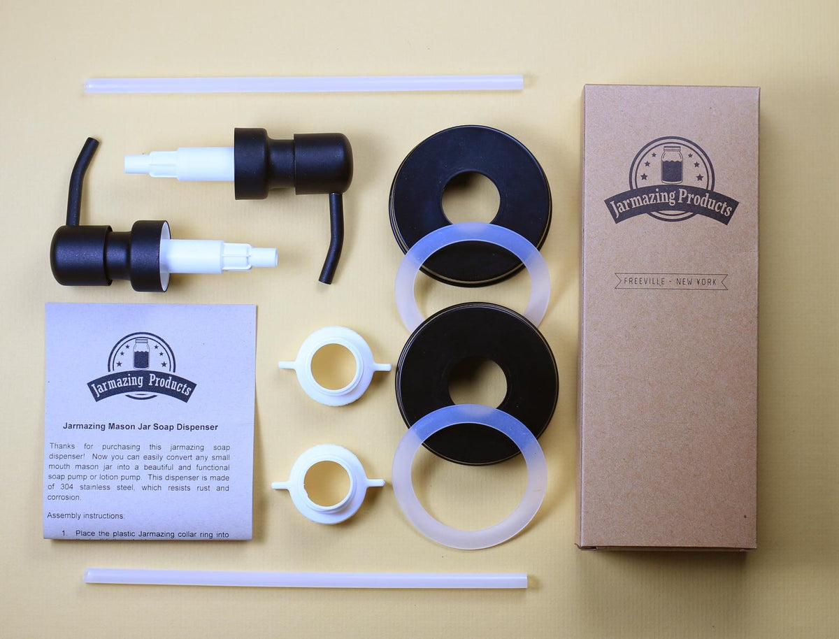 Jarmazing lid gasket with wing nut ring ensures leak-proof use.