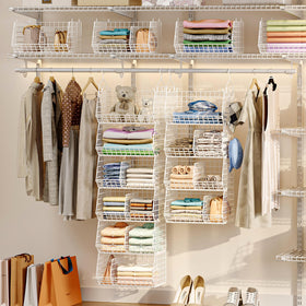 Jautokerdar wire closet shelf with adjustable dividers creates customizable compartments.