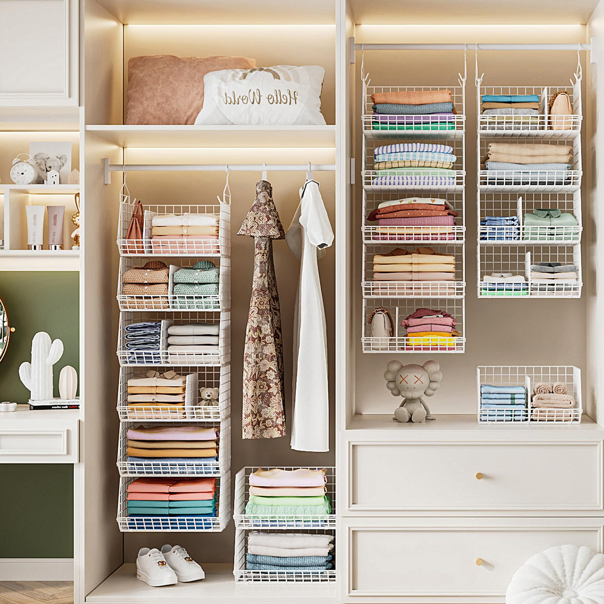 Jautokerdar organizer mounted under a cabinet demonstrates versatile mounting options.