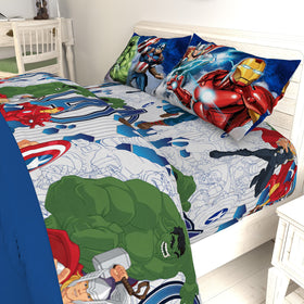 Jay Franco coordinating Avengers accessories quickly complete the room theme.