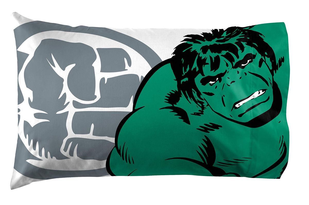 Jay Franco Avengers microfiber finish feels soft and durable after wash cycles