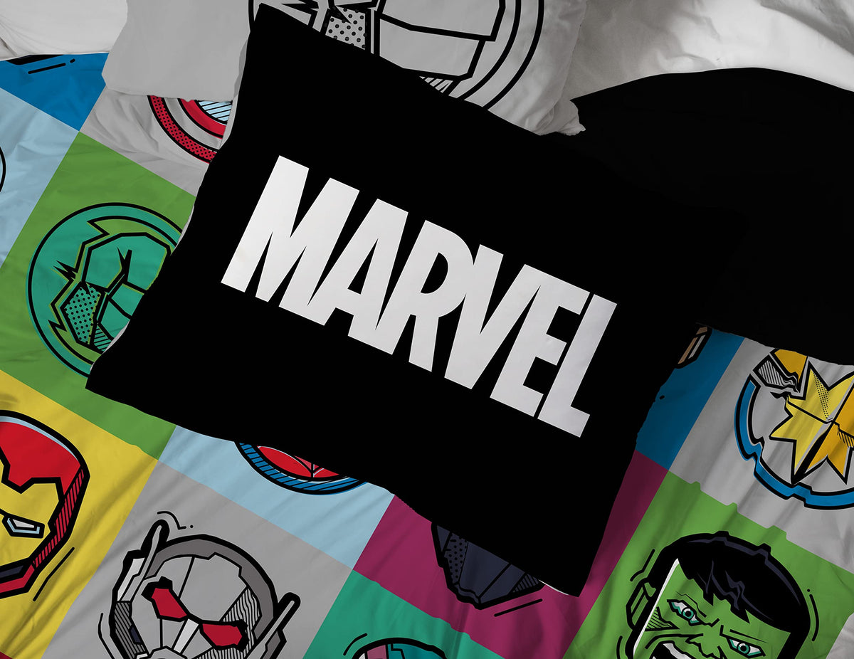Jay Franco Avengers Pop twin bed set on display for bold room styling.