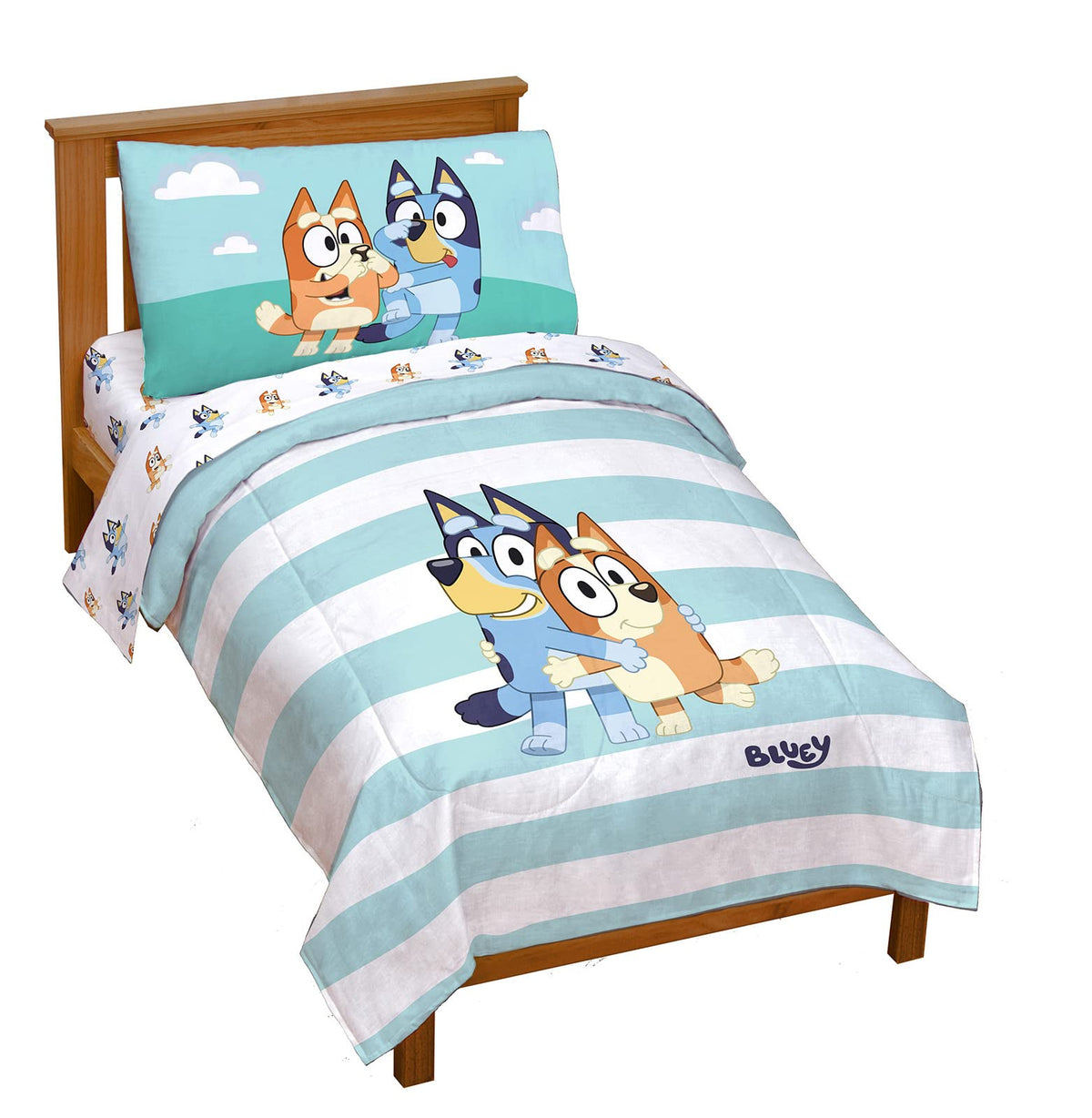 Jay Franco Bluey & Bingo comforter close-up highlights soft microfiber feel.
