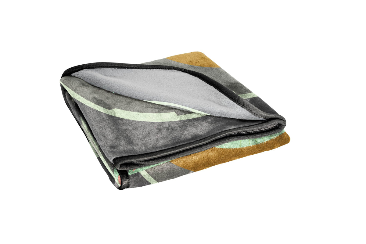 Jay Franco easy-care fleece blanket machine washes cold.