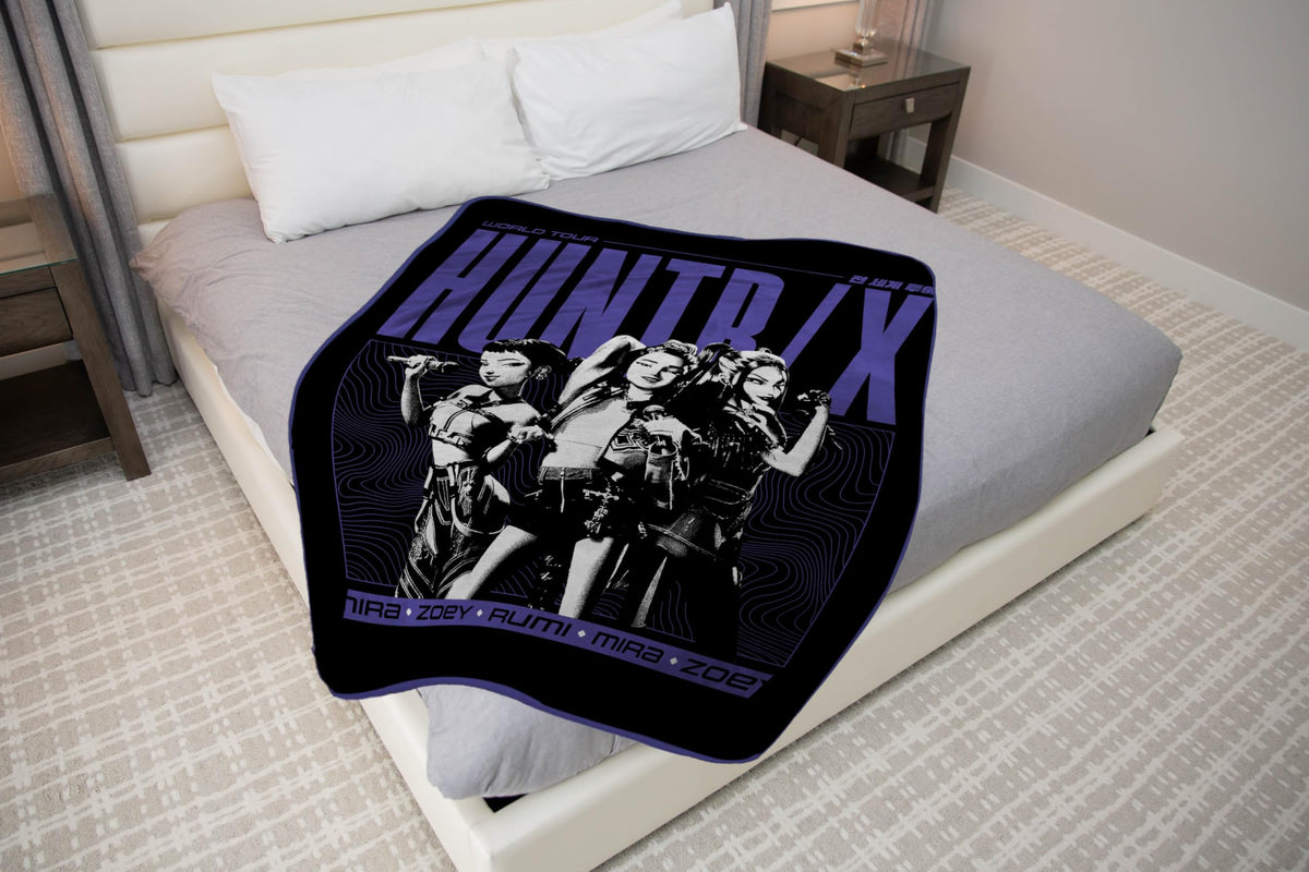 Jay Franco Huntrix bed layering adds style and warmth to bedrooms