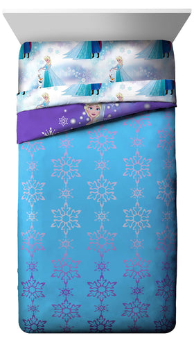 Jay Franco Frozen fitted sheet keeps colors bright and bed tidy