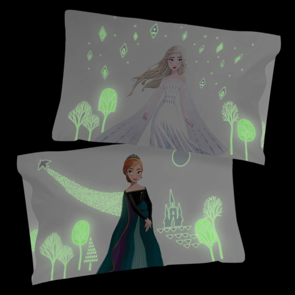 Jay Franco Disney Frozen glow pillowcase set featuring Anna, glow detail for bedtime fun.