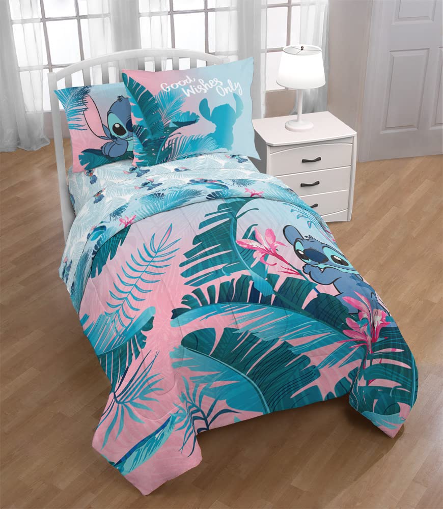 Jay Franco vivid Lilo & Stitch motif brightens bedrooms and complements playful decor.