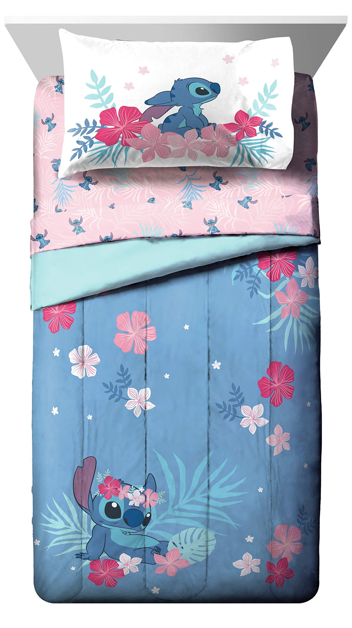 Jay Franco Lilo & Stitch fitted sheet in soft microfiber for snug sleep