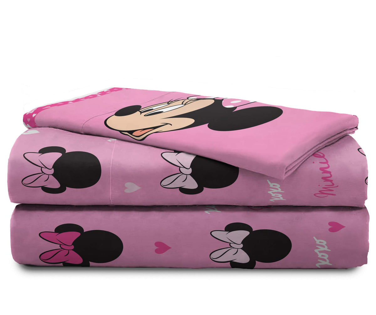 Jay Franco Minnie Mouse twin sheet set vibrant colors ideal for kids rooms