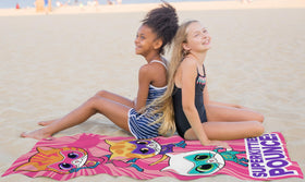 Jay Franco Disney Super Kitties towel reinforced edges boost durability for frequent use.
