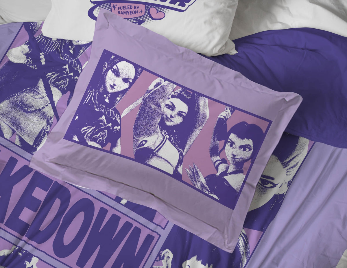 Jay Franco KPOP Demon Hunters pillowcases match color and graphic detail