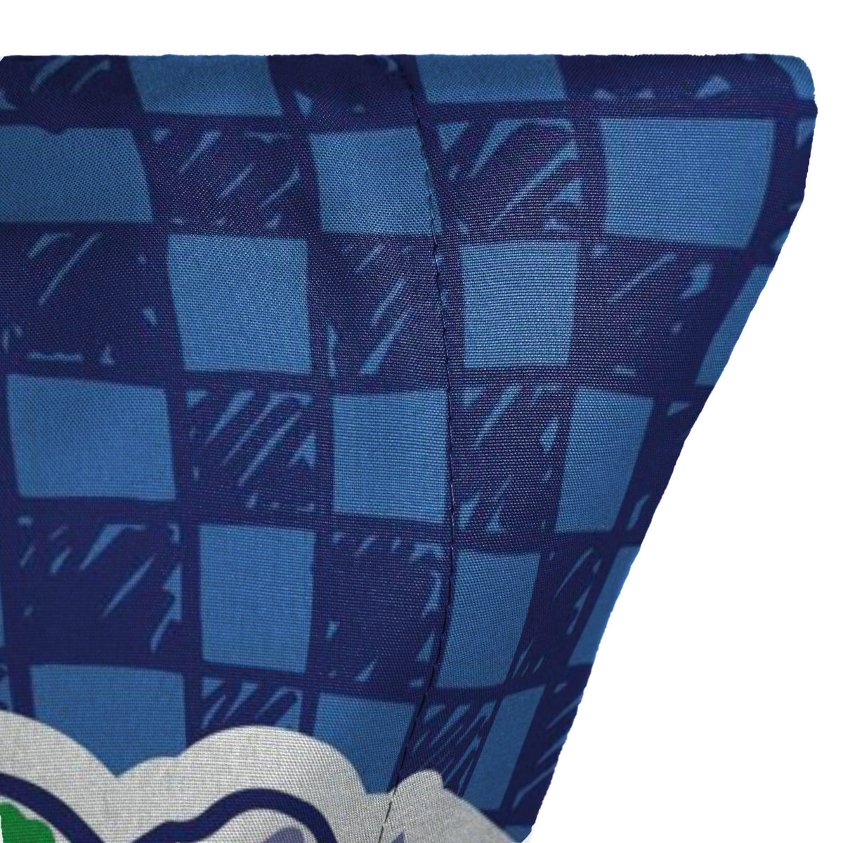 Jay Franco kid room with Minecraft decor featuring Creeper print.
