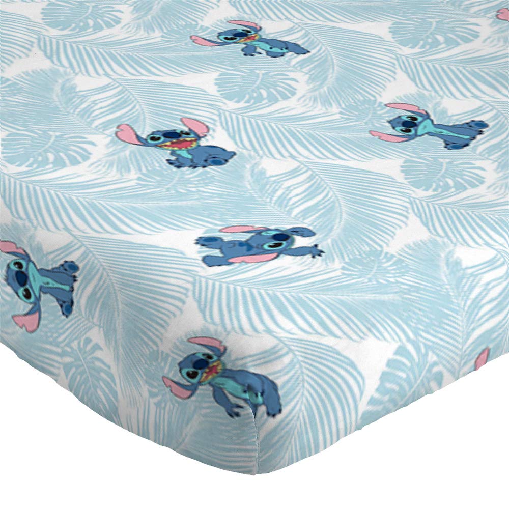 Machine washable microfiber from Jay Franco Lilo & Stitch keeps colors vibrant after washes.