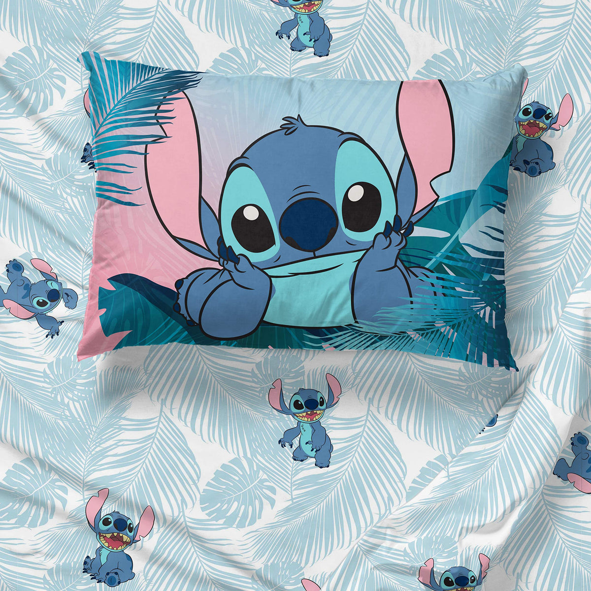 Standard pillowcase included to complete the 3-piece twin set from Jay Franco Lilo & Stitch.