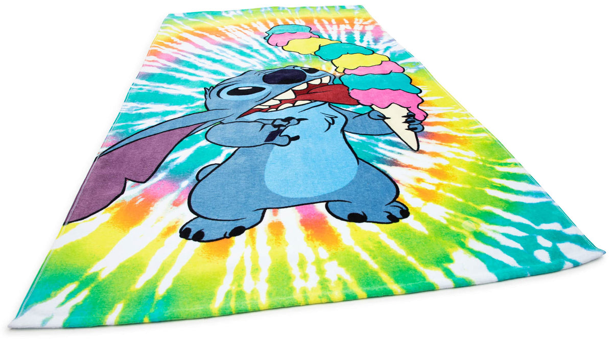 Jay Franco Lilo & Stitch towel color stays bright after many washes.