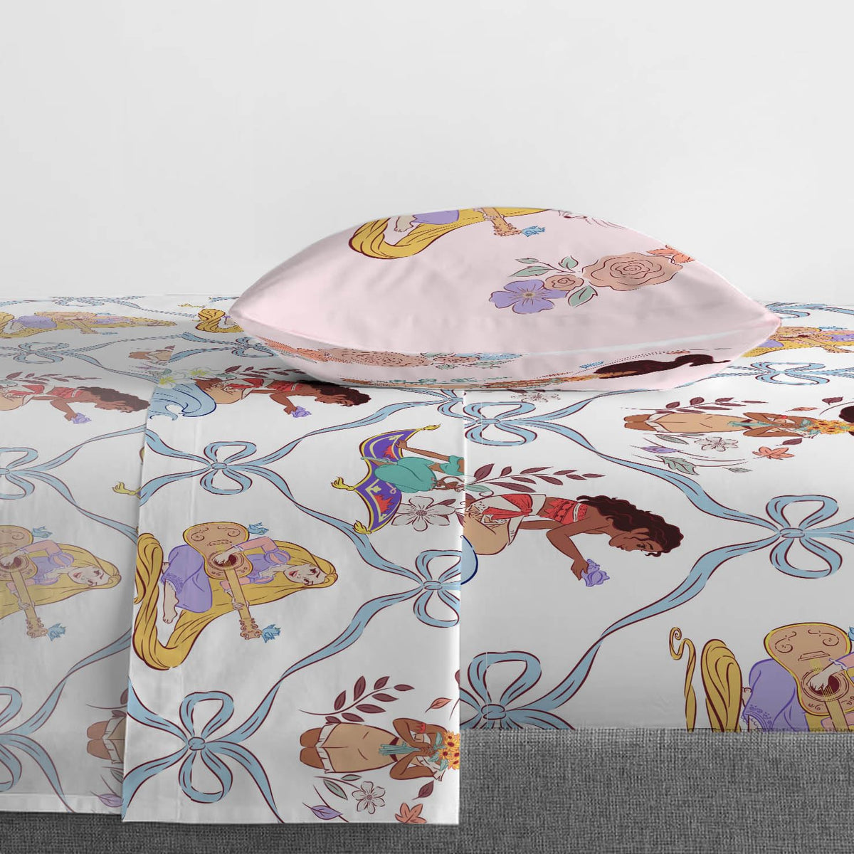 Jay Franco easy-care machine washable bedding for busy households