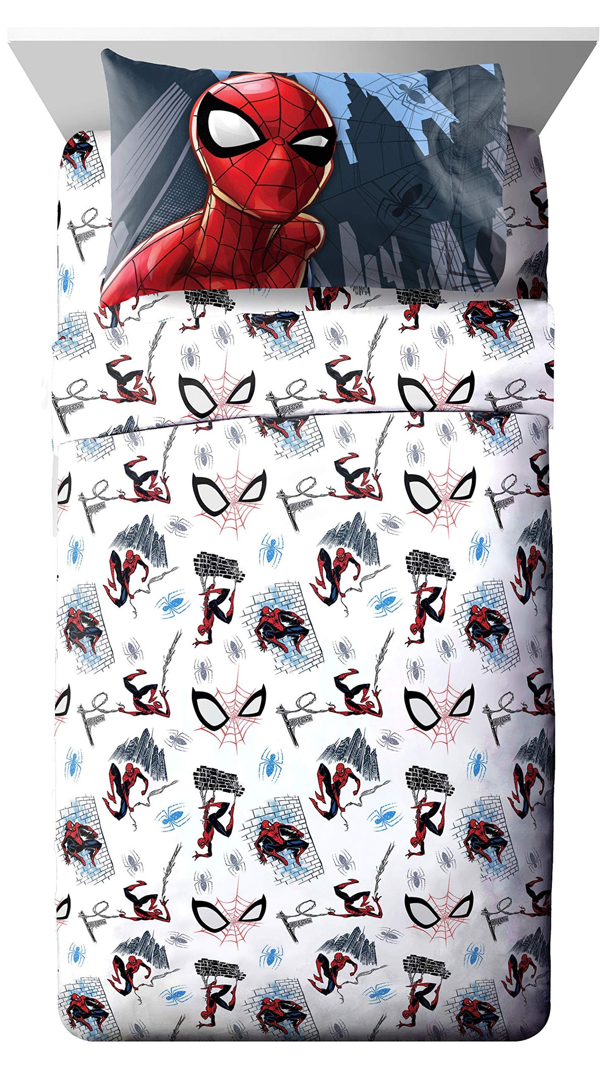 Jay Franco Spider-Man bed set on bed demonstrates complete room styling