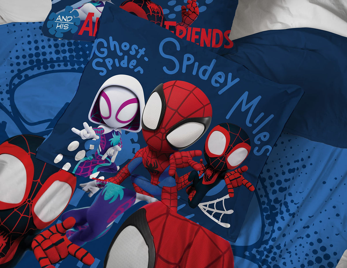 Jay Franco Marvel Spidey Team Spidey fabric detail highlighting fade resistance