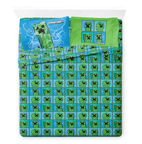 Jay Franco Minecraft Creeper room setup showcases playful kids' space