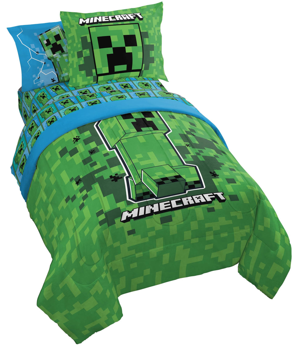Jay Franco Minecraft Creeper twin comforter in soft microfiber for cozy nights.