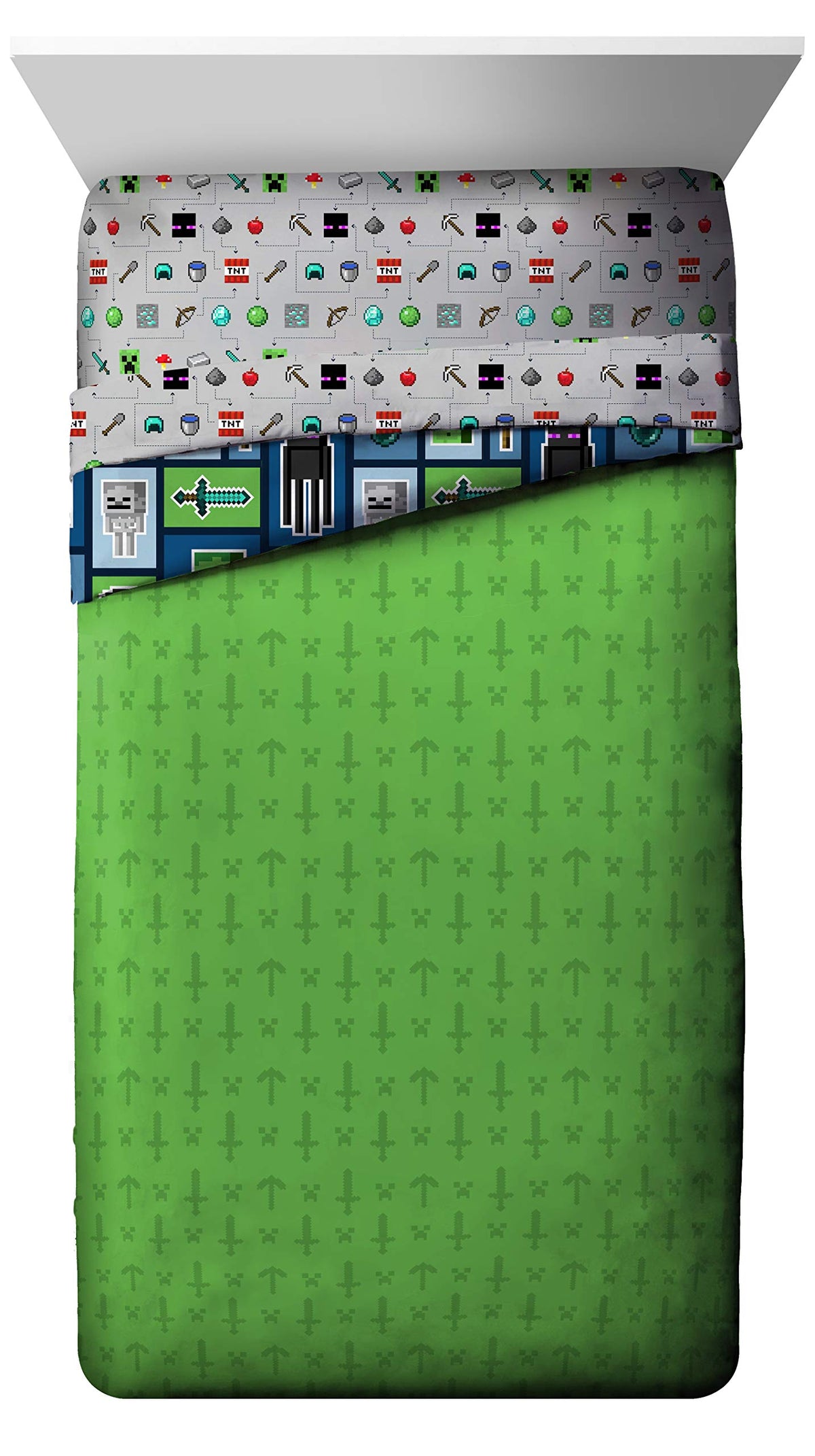 Jay Franco flat sheet features action-packed patterns that spark imagination at bedtime.
