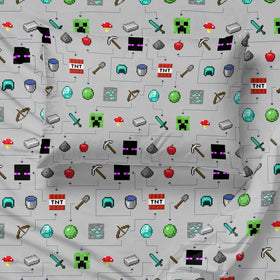 Jay Franco Minecraft pillowcase 20x30, smooth surface for gentle skin.