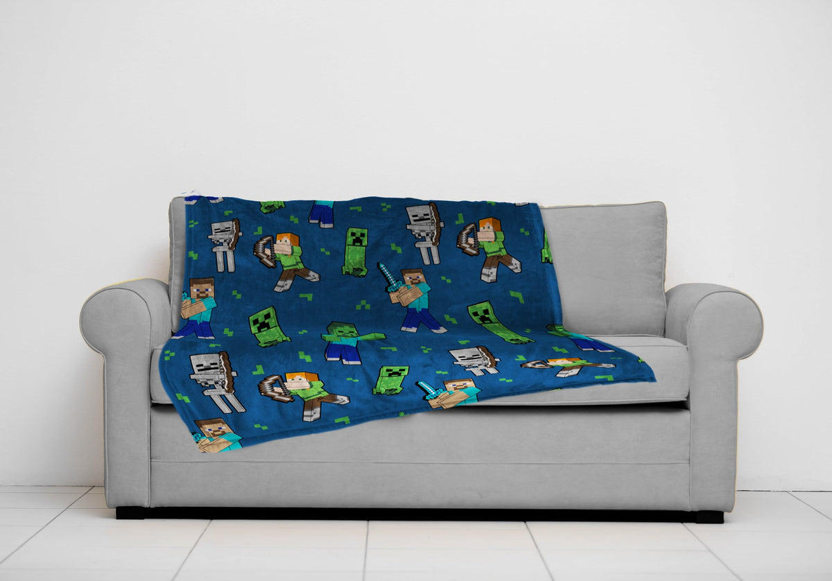 Jay Franco Minecraft plush throw with Creeper design for cozy bedtime.