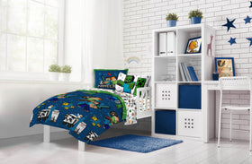 Packaging image highlights easy storage and travel-ready roll-up.