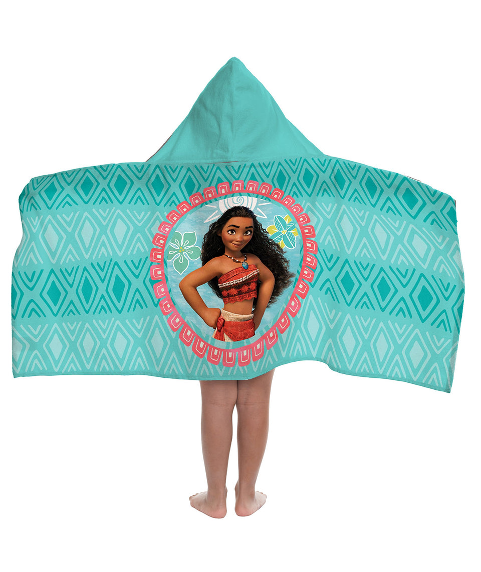 Jay Franco Moana hooded towel with 3D hood design for post-bath cuddles