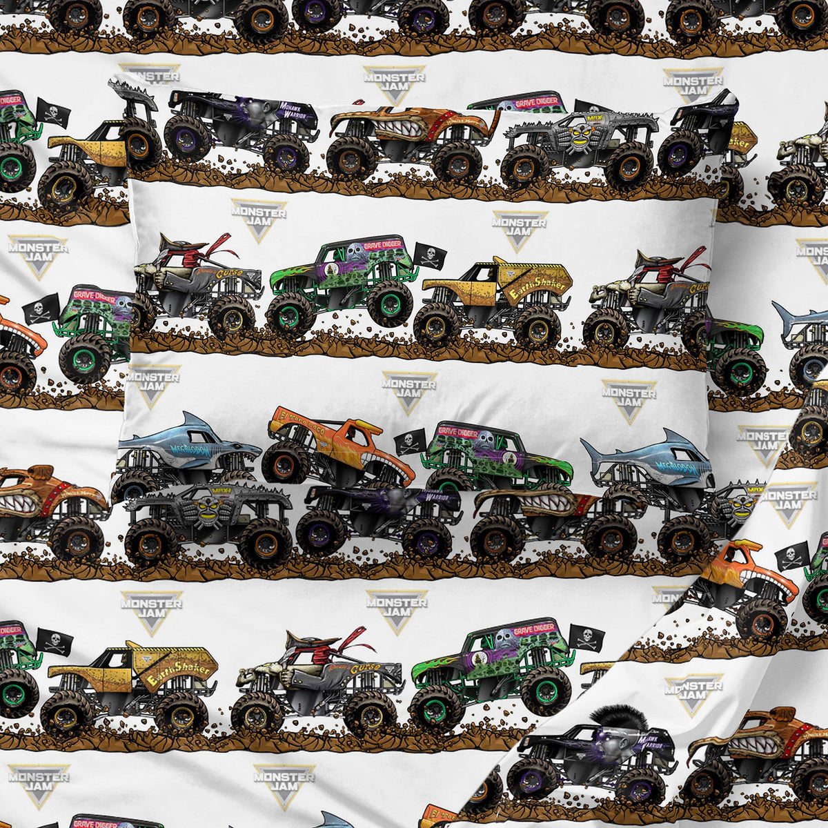 Jay Franco Monster Jam 4-piece full set keeps bed tidy and coordinated.