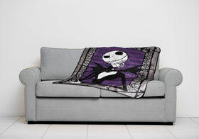 Jay Franco plush microfiber throw delivers ultra-soft warmth for couch lounging.