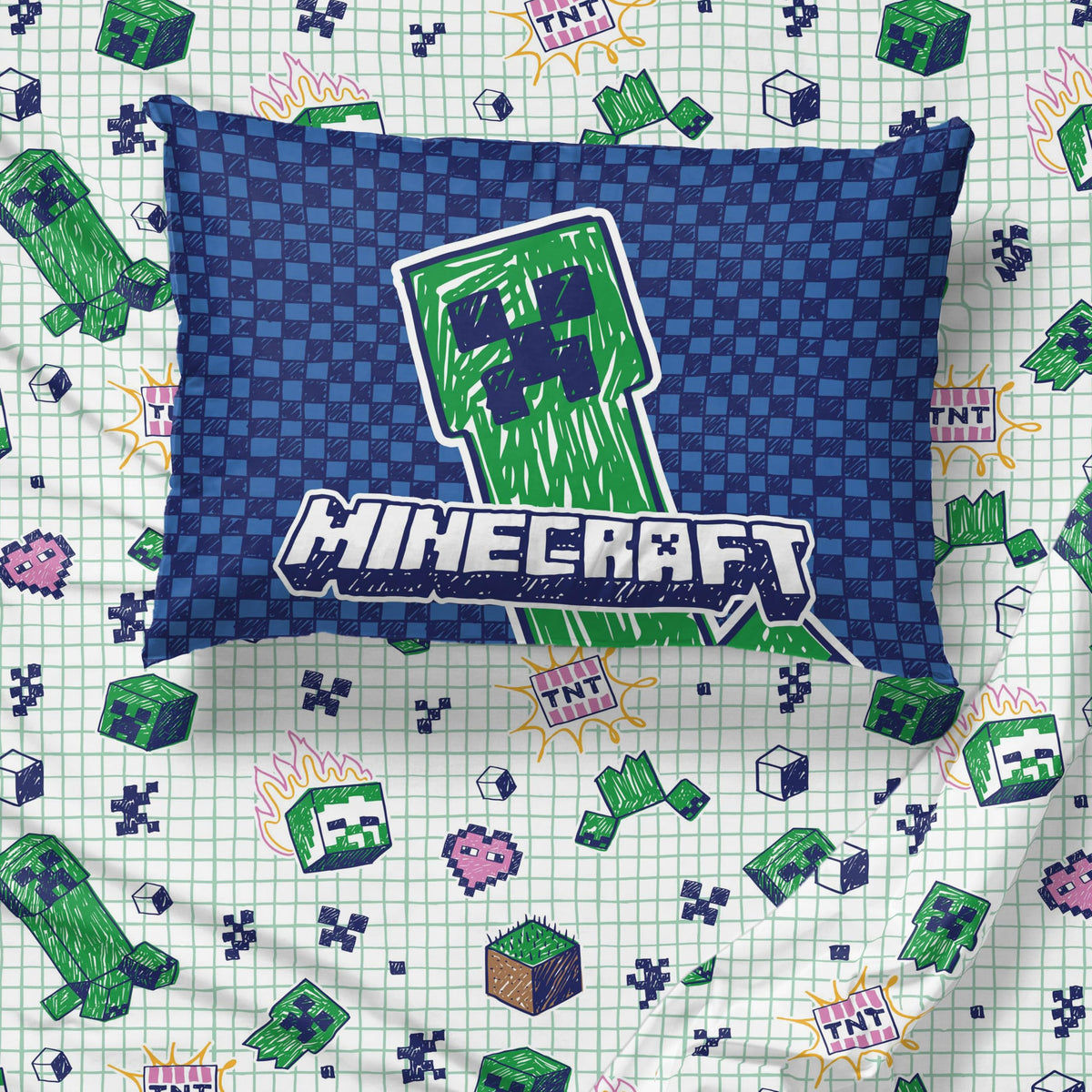 Jay Franco officially licensed Minecraft Creeper design on bedding.