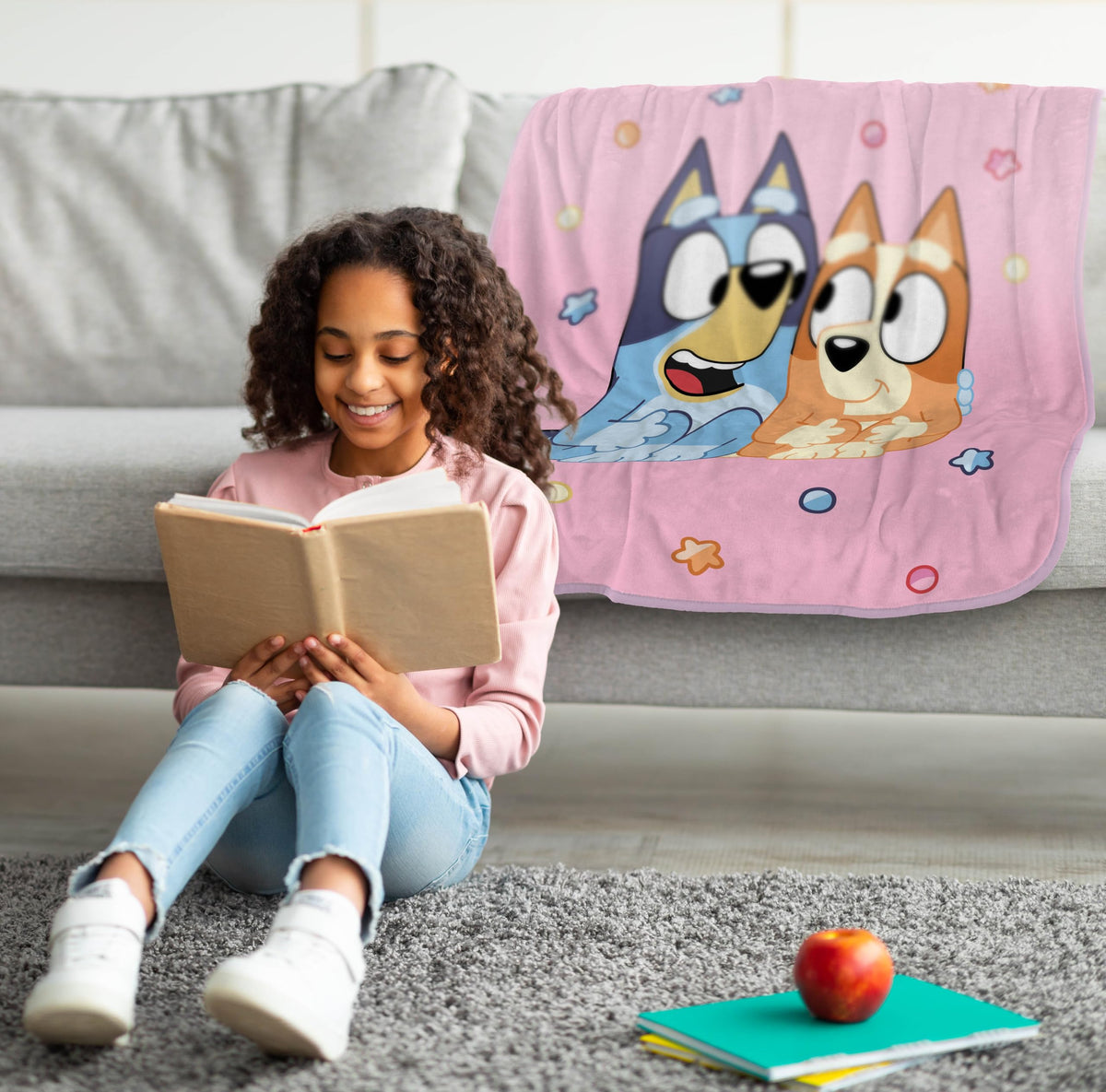 Jay Franco soft microfiber blanket texture enhances warmth without heaviness.