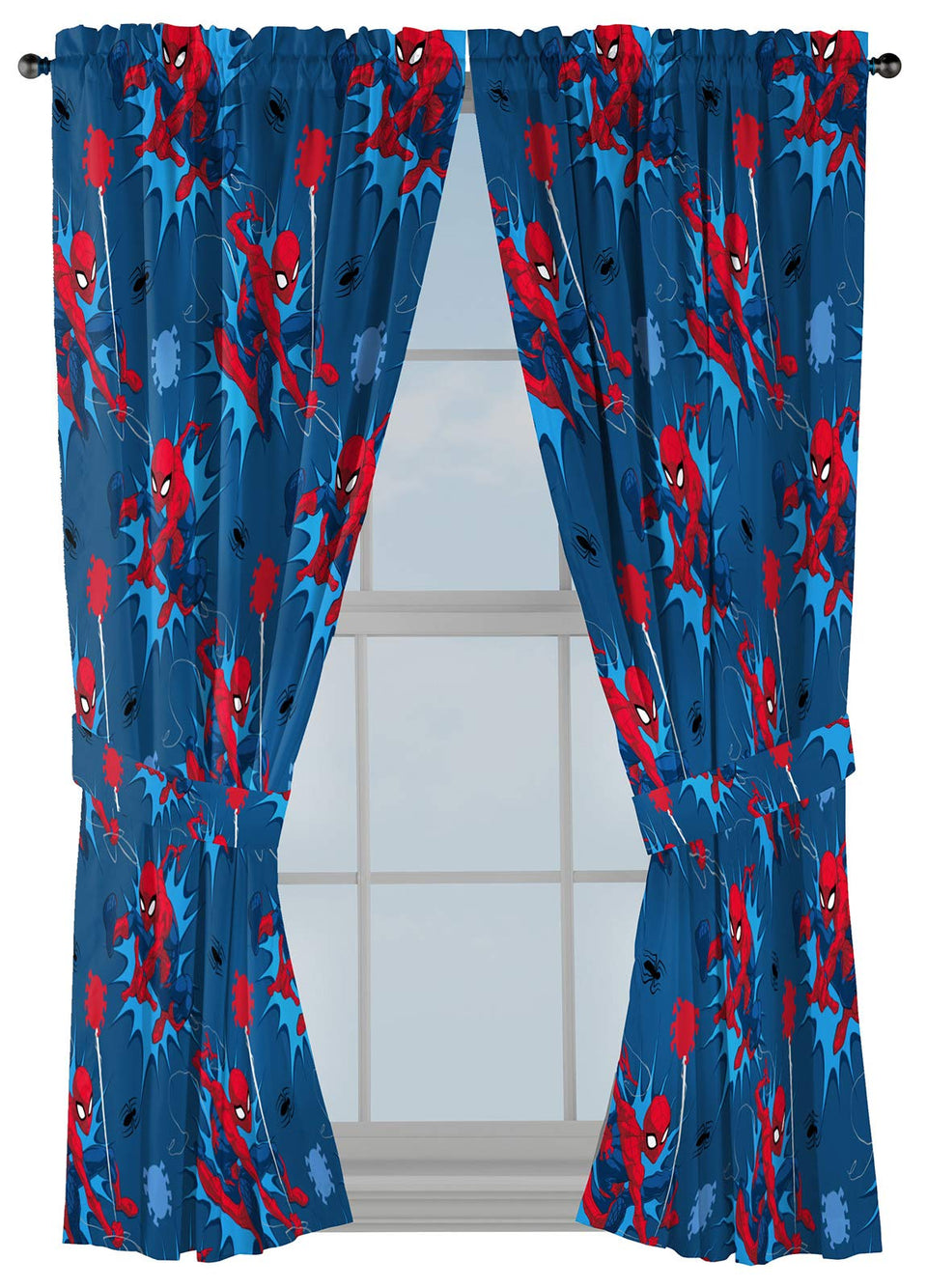 Jay Franco Spider-Man drapes 63-inch panel design enhances a playful kids' room.
